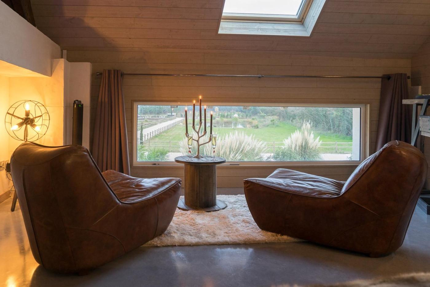 סן-ז'יל Abri Cosy - Suite Romantique En Camargue מראה חיצוני תמונה