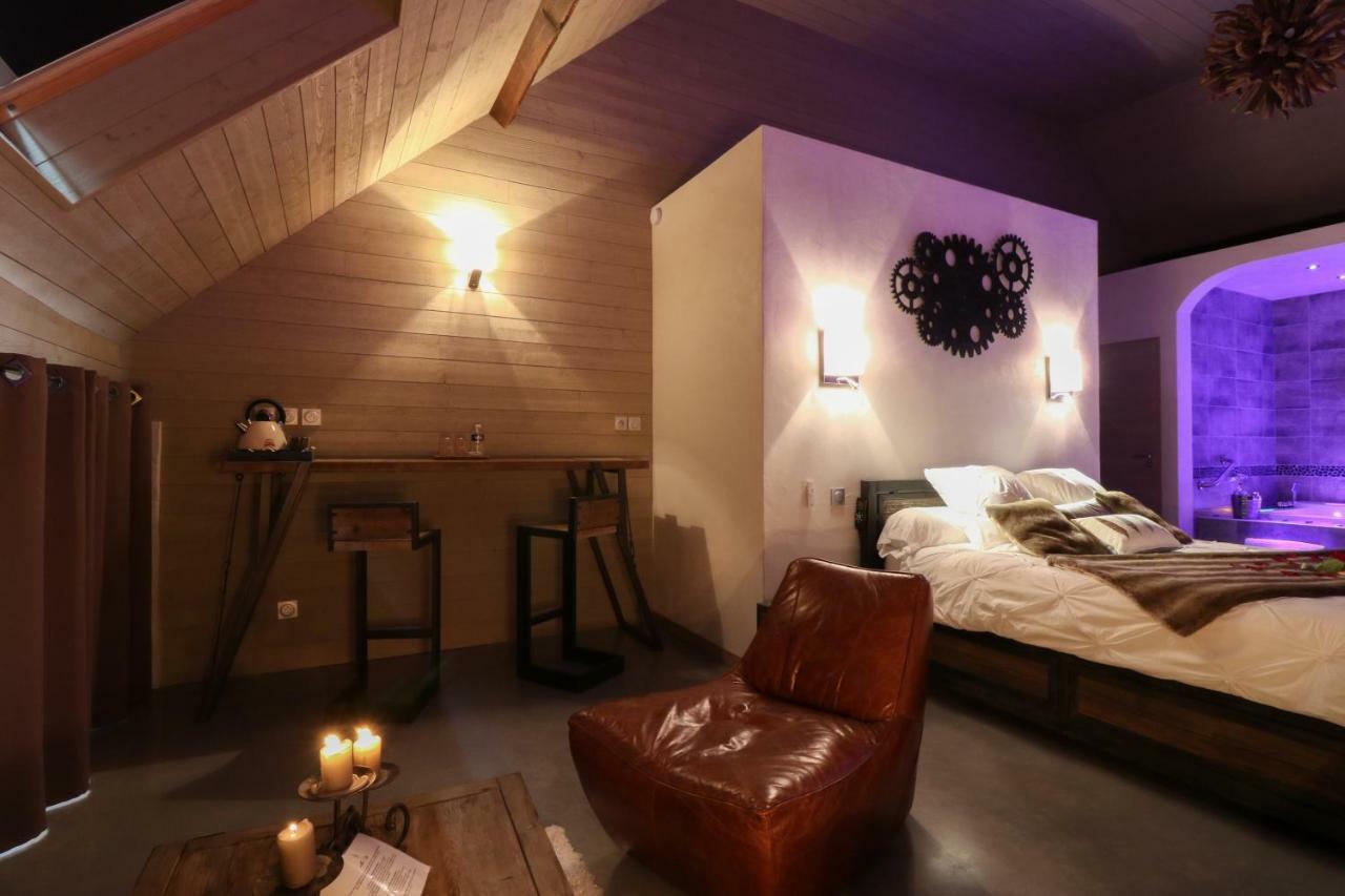 סן-ז'יל Abri Cosy - Suite Romantique En Camargue מראה חיצוני תמונה